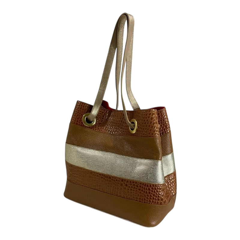 Bolso 'Elegancia Rayada': Estilo y Sofisticación en Cuero Genuino Byjennga