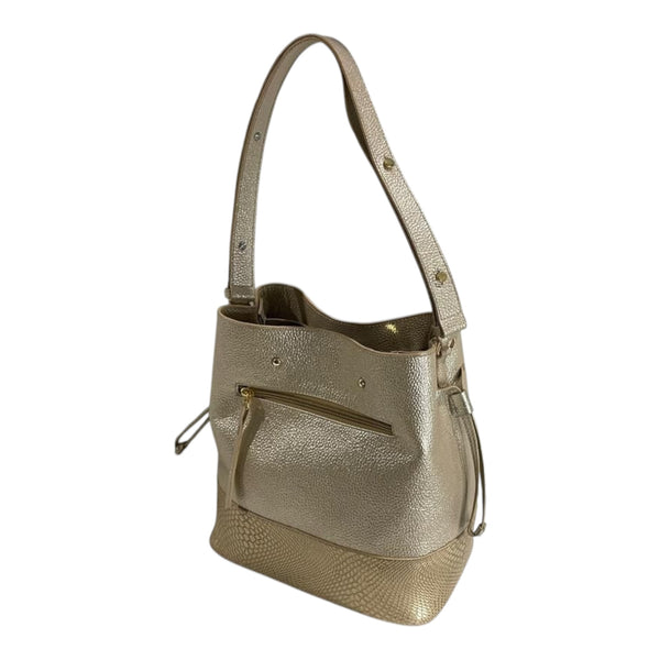 Bolso 'Esencia Dorada': Lujo y Textura en Cuero Genuino Byjennga