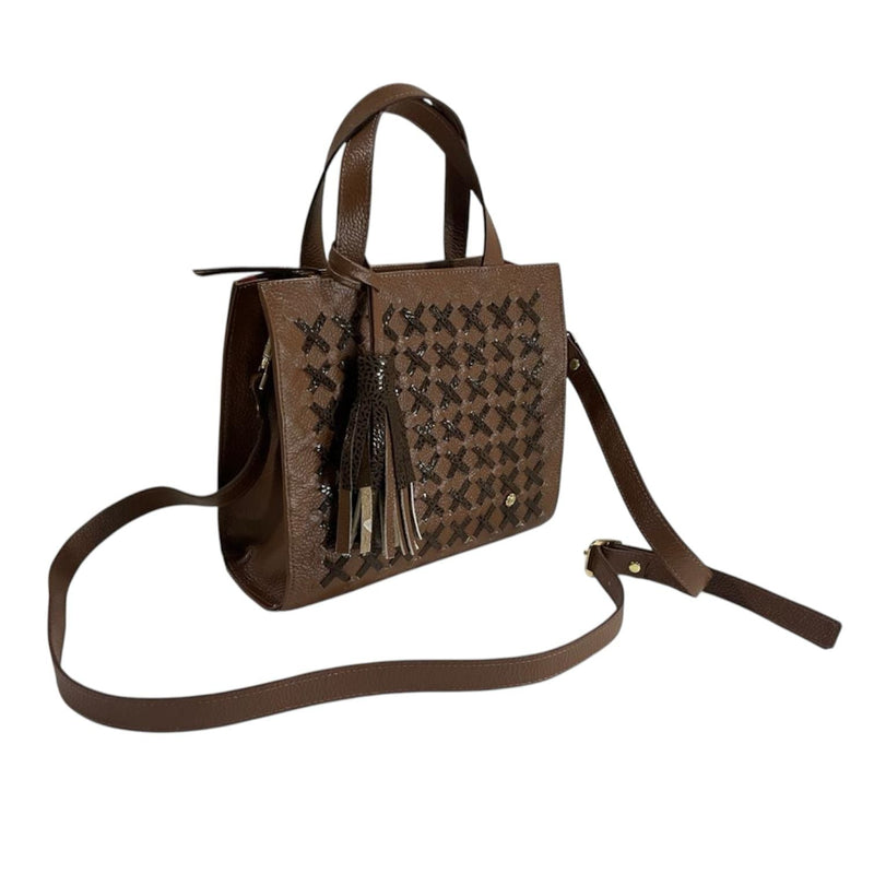 Bolso de mano marrón de cuero legítimo con patrón de cruces y borla Byjennga.
