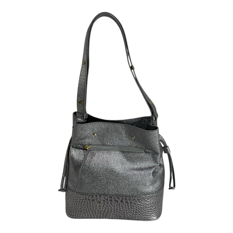 Bolso 'Misterio Texturizado': Lujo y Contraste en Cuero Genuino Negro Byjennga