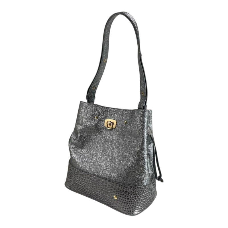 Bolso 'Misterio Texturizado': Lujo y Contraste en Cuero Genuino Negro Byjennga