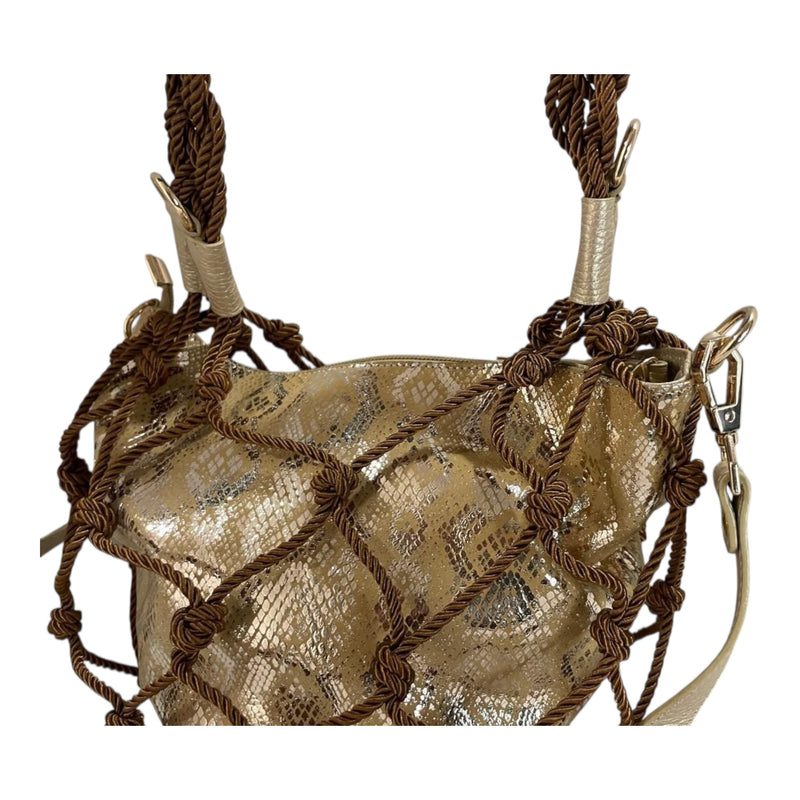 Bolso 'Red de Glamour': Estilo Único en Cuero Genuino Dorado y Malla Artesanal Byjennga