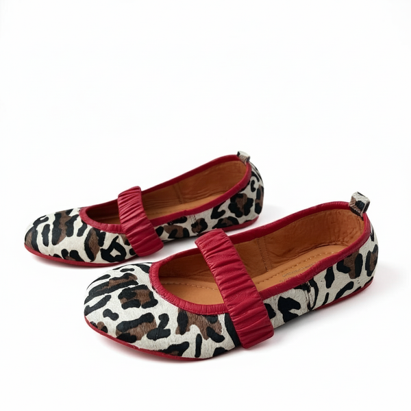 Bailarinas Capri – Cuero Legítimo Animal Print con Detalles Rojo Vino | ByJennga