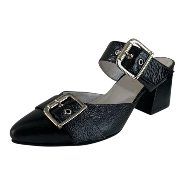 Mule 'Declaración': Estilo Audaz con Hebilla en Cuero Genuino Negro Byjennga