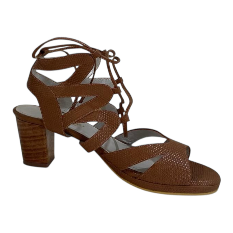 Sandalia 'Gladiadora Urbana': Estilo y Confort en Cuero Genuino Terracota Byjennga
