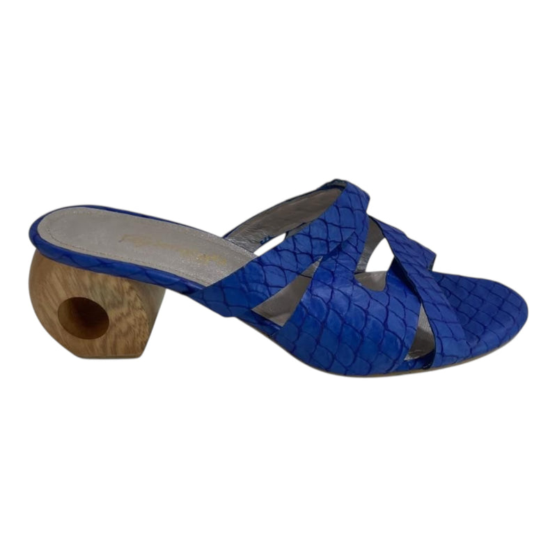 Sandalia Mule 'Océano Vibrante': Estilo Azul en Cuero Genuino Texturizado Byjennga