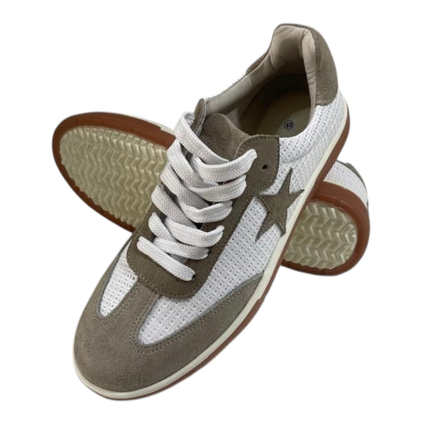 Tenis 'Estrella Casual': Comodidad y Estilo Bicolor en Cuero Genuino Byjennga