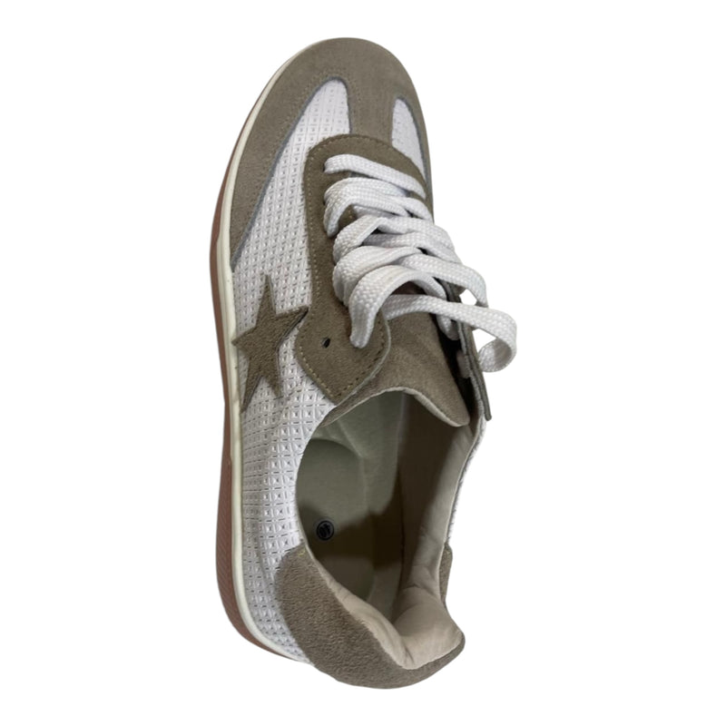 Tenis 'Estrella Casual': Comodidad y Estilo Bicolor en Cuero Genuino Byjennga