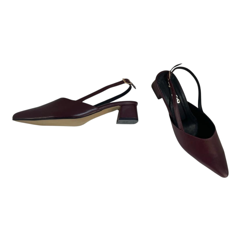 Zapato Slingback 'Sofisticación Vino': Elegancia en Cuero Genuino Byjennga