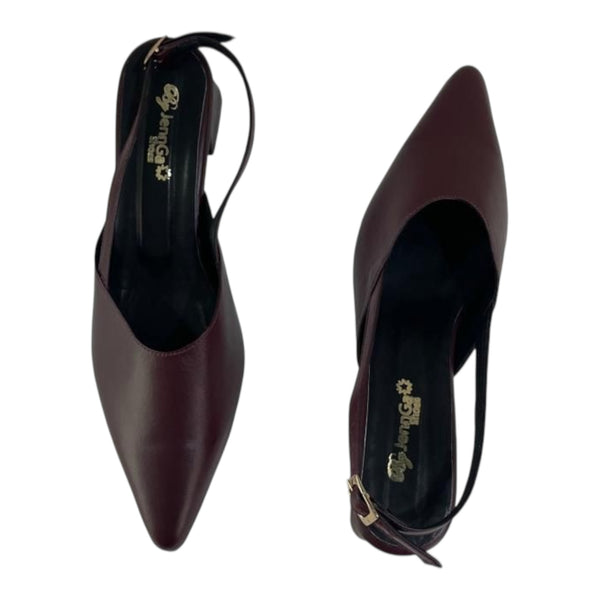 Zapato Slingback 'Sofisticación Vino': Elegancia en Cuero Genuino Byjennga
