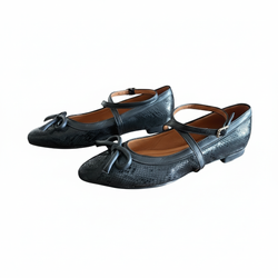Bailarinas Portofino – Cuero Legítimo Azul Texturizado con Lazo Decorativo | ByJennga